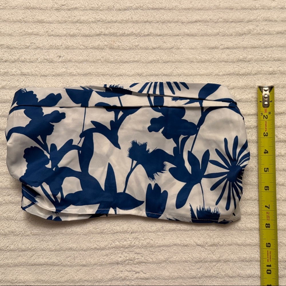Cider White and Blue Floral Strapless Crop Top